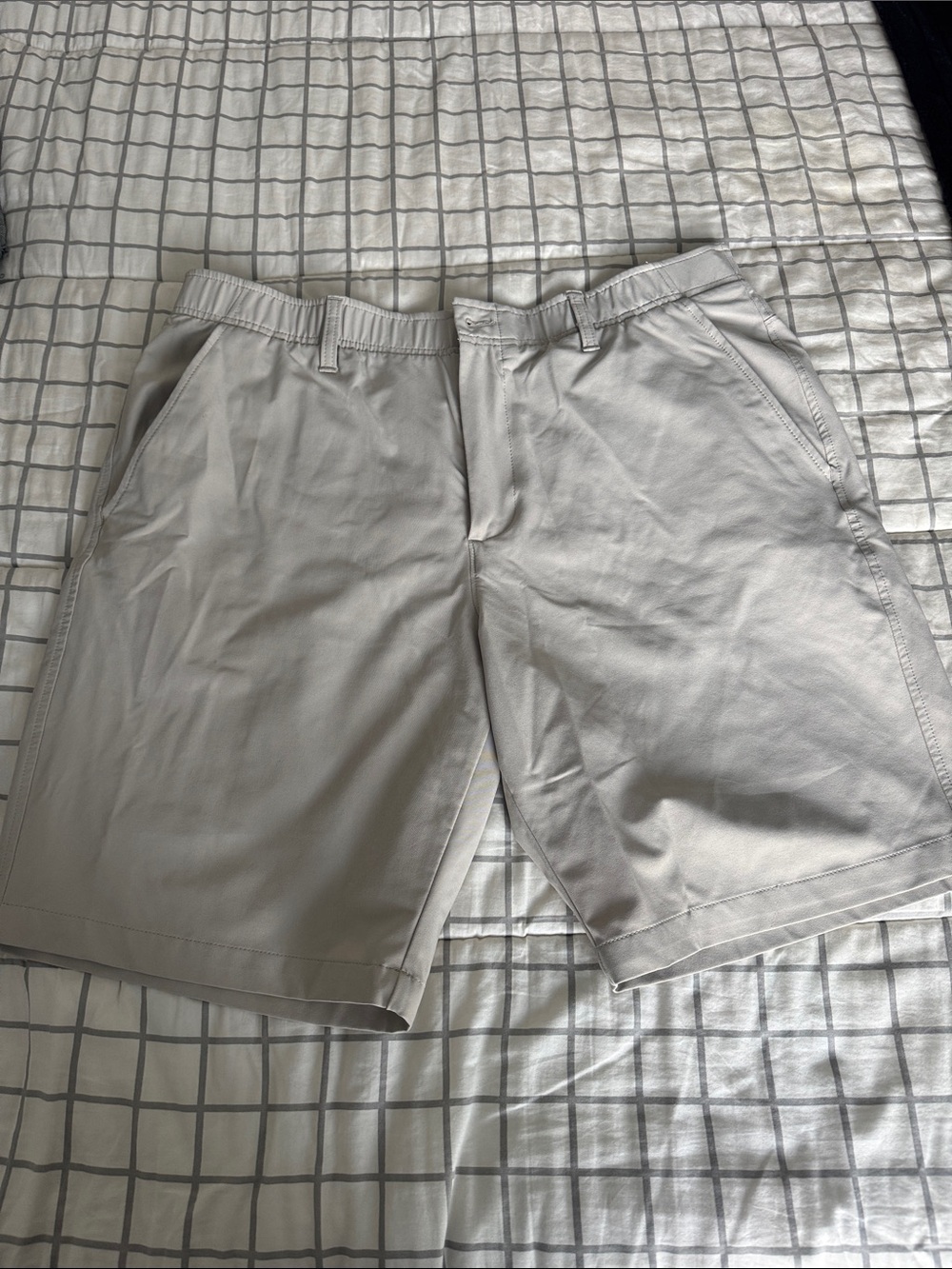 Under Armour Light Gray Men's Flat-Front Shorts